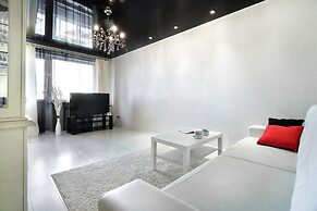 PaulMarie Apartments on Lazo