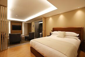 Dongdaegu Station Eastern Hotel