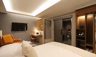 Dongdaegu Station Eastern Hotel