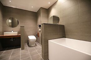 Dongdaegu Station Eastern Hotel