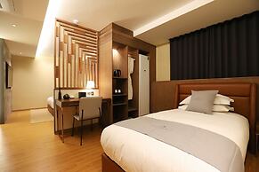 Dongdaegu Station Eastern Hotel