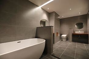 Dongdaegu Station Eastern Hotel