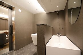 Dongdaegu Station Eastern Hotel