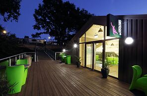 Comfortable 3-bed Caravan - Combe Haven