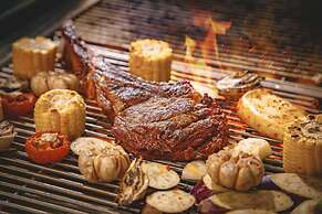 Crowne Plaza Phu Quoc Starbay by IHG