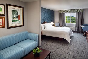 Irish Cottage Inn & Suites