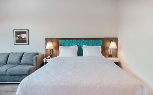 Hampton Inn Riverside March Air Force Base