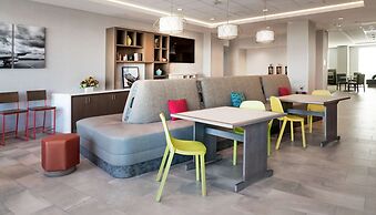 Hampton Inn Riverside March Air Force Base