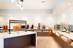 Hampton Inn Riverside March Air Force Base