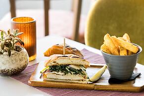 DoubleTree by Hilton Tucson Downtown Convention Center