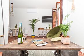 Mediterrani Studio - The Old Town