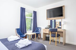 Abbey Lawn Hotel