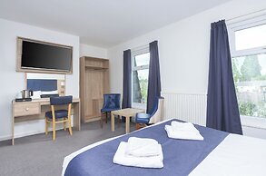 Abbey Lawn Hotel