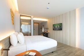 The Signature Hotel Airport