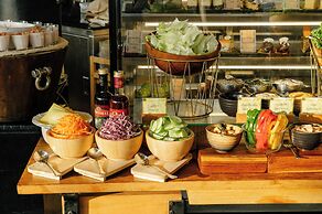 The Signature Hotel Airport