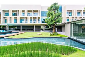 The Signature Hotel Airport