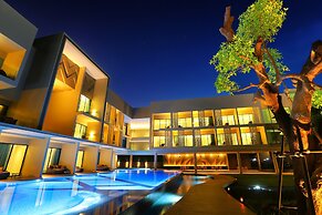 The Signature Hotel Airport