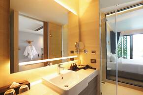 The Signature Hotel Airport