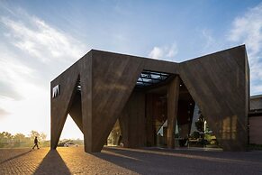 The Signature Hotel Airport