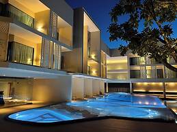 The Signature Hotel Airport