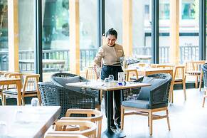 The Signature Hotel Airport