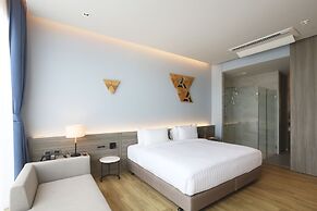 The Signature Hotel Airport