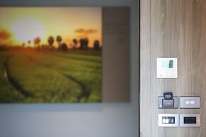 The Signature Hotel Airport