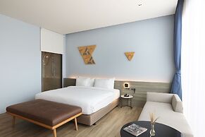 The Signature Hotel Airport