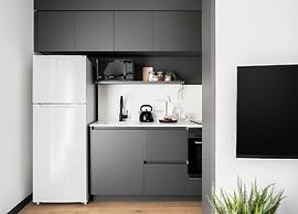 Mr. Montana - By TLV2GO