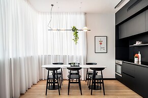 Mr. Montana - By TLV2GO