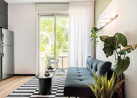 Mr. Montana - By TLV2GO