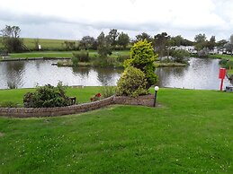 3 bed Caravan Suzie 1,10 Mins From Beach Suzie 1