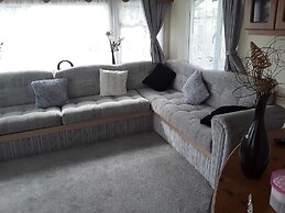 3 bed Caravan Suzie 1,10 Mins From Beach Suzie 1