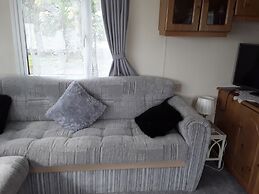 3 bed Caravan Suzie 1,10 Mins From Beach Suzie 1