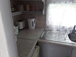 3 bed Caravan Suzie 1,10 Mins From Beach Suzie 1