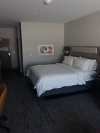 Holiday Inn Express & Suites Jackson by IHG