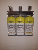 Holiday Inn Express & Suites Jackson by IHG