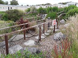 2 bed Caravan Approx 10 Mins From Beach Suzie 2