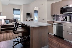 Hyatt House The Woodlands / Shenandoah