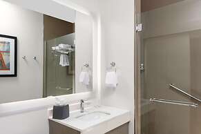 Hyatt House The Woodlands / Shenandoah