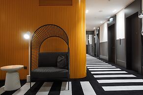 Neo Kazan Palace by Tasigo