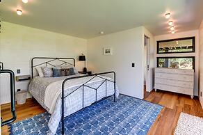 Haena Beach House 2 Bedroom Home by RedAwning