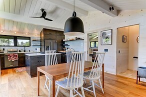 Haena Beach House 2 Bedroom Home by RedAwning