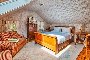Apple Tree Inn