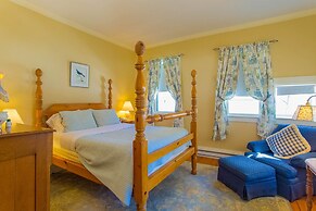 Apple Tree Inn