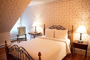 Apple Tree Inn