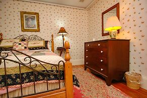 Apple Tree Inn