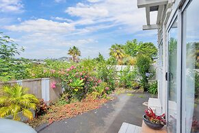 Kingsland Contemporary 2BR with Carpark