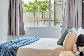 Kingsland Contemporary 2BR with Carpark