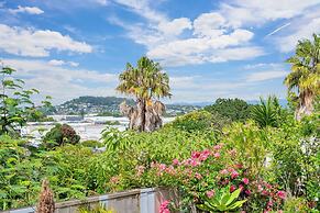 Kingsland Contemporary 2BR with Carpark